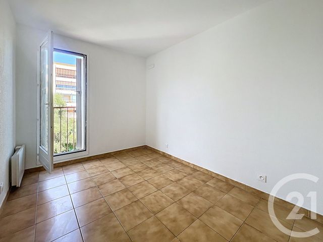 Appartement F3 à louer - 3 pièces - 58.55 m2 - ST LAURENT DU VAR - 06 - PROVENCE-ALPES-COTE-D-AZUR - Century 21 Villas D'Azur