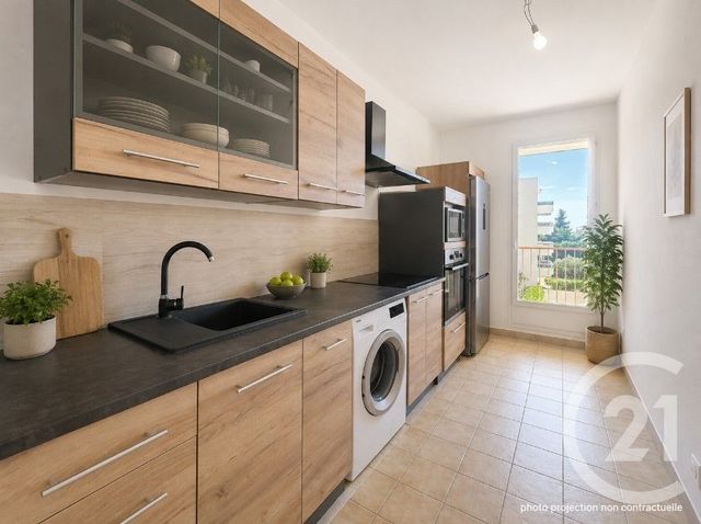 Appartement F3 à louer - 3 pièces - 58.55 m2 - ST LAURENT DU VAR - 06 - PROVENCE-ALPES-COTE-D-AZUR - Century 21 Villas D'Azur