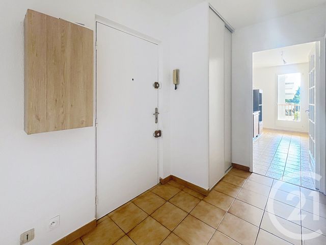 Appartement F3 à louer - 3 pièces - 58.55 m2 - ST LAURENT DU VAR - 06 - PROVENCE-ALPES-COTE-D-AZUR - Century 21 Villas D'Azur