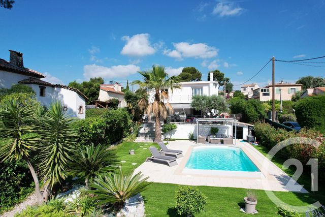 maison à louer - 6 pièces - 198.77 m2 - CAGNES SUR MER - 06 - PROVENCE-ALPES-COTE-D-AZUR - Century 21 Villas D'Azur