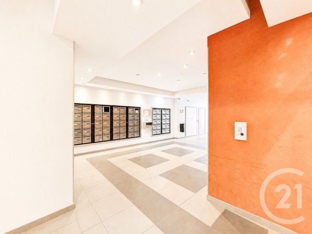 Appartement à louer - 2 pièces - 46.25 m2 - CAGNES SUR MER - 06 - PROVENCE-ALPES-COTE-D-AZUR - Century 21 Villas D'Azur