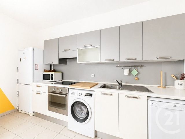 Appartement à louer - 2 pièces - 46.25 m2 - CAGNES SUR MER - 06 - PROVENCE-ALPES-COTE-D-AZUR - Century 21 Villas D'Azur