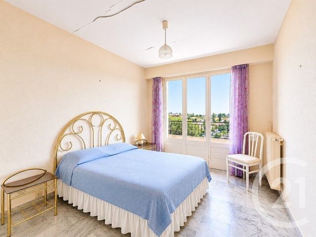 Appartement F3 à vendre - 3 pièces - 66.76 m2 - CAGNES SUR MER - 06 - PROVENCE-ALPES-COTE-D-AZUR - Century 21 Villas D'Azur