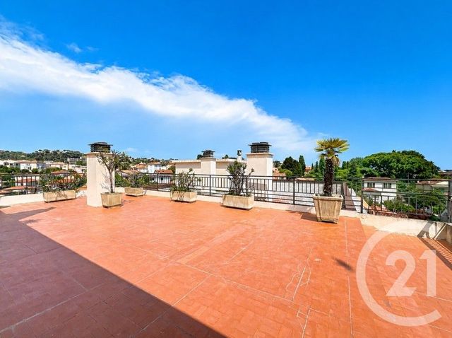 Appartement F3 à vendre - 3 pièces - 66.76 m2 - CAGNES SUR MER - 06 - PROVENCE-ALPES-COTE-D-AZUR - Century 21 Villas D'Azur