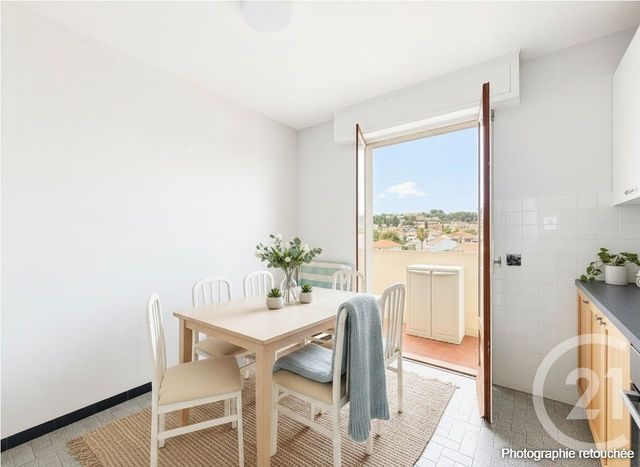 Appartement F3 à vendre - 3 pièces - 66.76 m2 - CAGNES SUR MER - 06 - PROVENCE-ALPES-COTE-D-AZUR - Century 21 Villas D'Azur