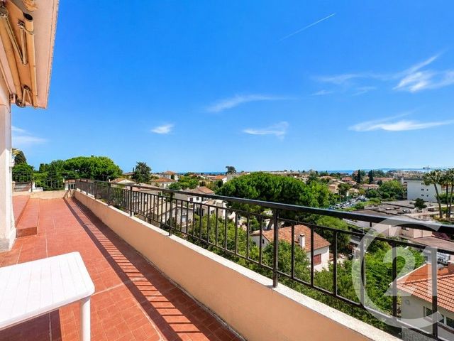 Appartement F3 à vendre - 3 pièces - 66.76 m2 - CAGNES SUR MER - 06 - PROVENCE-ALPES-COTE-D-AZUR - Century 21 Villas D'Azur