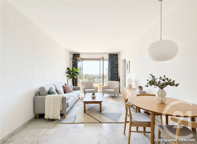 Appartement F3 à vendre - 3 pièces - 66.76 m2 - CAGNES SUR MER - 06 - PROVENCE-ALPES-COTE-D-AZUR - Century 21 Villas D'Azur