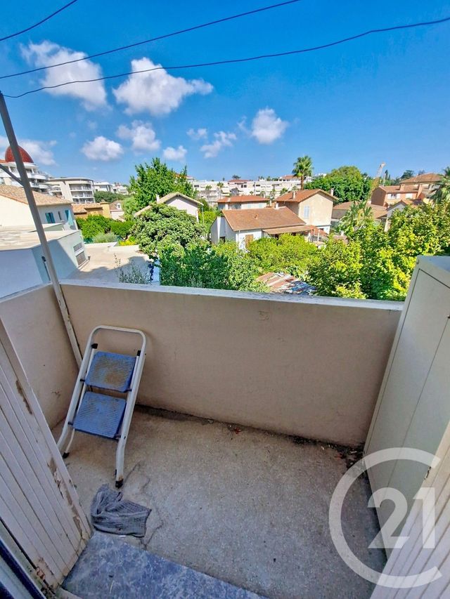 Appartement F3 à vendre - 3 pièces - 62.4 m2 - CAGNES SUR MER - 06 - PROVENCE-ALPES-COTE-D-AZUR - Century 21 Villas D'Azur
