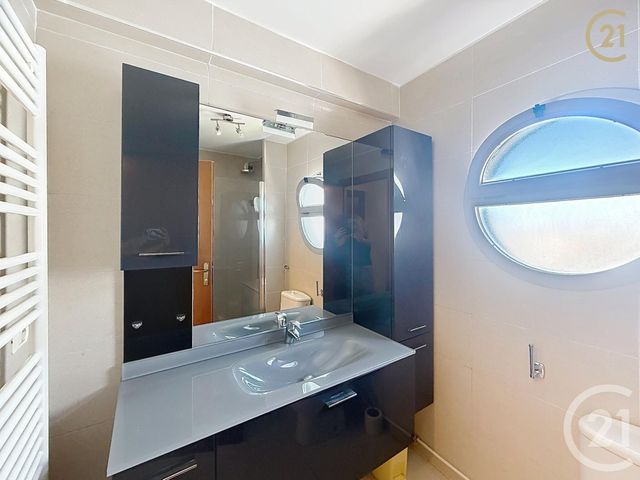 Appartement F3 à vendre - 3 pièces - 72.3 m2 - CAGNES SUR MER - 06 - PROVENCE-ALPES-COTE-D-AZUR - Century 21 Villas D'Azur