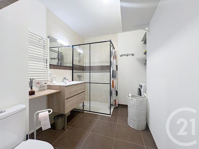 Appartement F2 à louer - 2 pièces - 44.01 m2 - ST JEANNET - 06 - PROVENCE-ALPES-COTE-D-AZUR - Century 21 Villas D'Azur