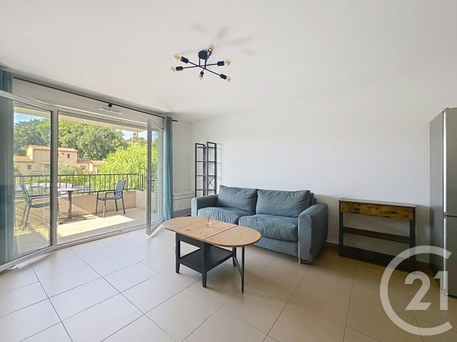 Appartement F2 à louer - 2 pièces - 44.01 m2 - ST JEANNET - 06 - PROVENCE-ALPES-COTE-D-AZUR - Century 21 Villas D'Azur