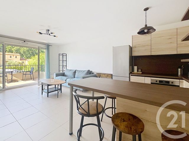 Appartement F2 à louer - 2 pièces - 44.01 m2 - ST JEANNET - 06 - PROVENCE-ALPES-COTE-D-AZUR - Century 21 Villas D'Azur
