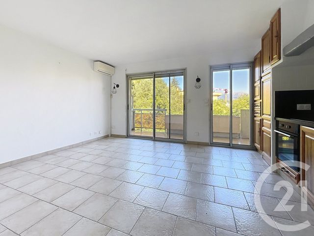 Appartement Studio à louer - 1 pièce - 25.57 m2 - CAGNES SUR MER - 06 - PROVENCE-ALPES-COTE-D-AZUR - Century 21 Villas D'Azur