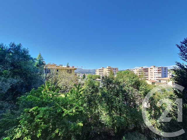Appartement Studio à louer - 1 pièce - 25.57 m2 - CAGNES SUR MER - 06 - PROVENCE-ALPES-COTE-D-AZUR - Century 21 Villas D'Azur
