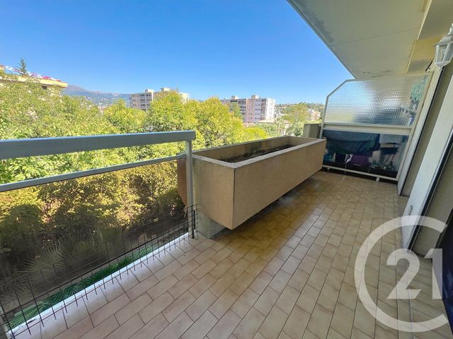 Appartement Studio à louer - 1 pièce - 25.57 m2 - CAGNES SUR MER - 06 - PROVENCE-ALPES-COTE-D-AZUR - Century 21 Villas D'Azur