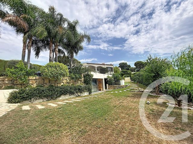 maison à vendre - 6 pièces - 210.73 m2 - CAGNES SUR MER - 06 - PROVENCE-ALPES-COTE-D-AZUR - Century 21 Villas D'Azur
