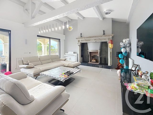 maison à vendre - 6 pièces - 210.73 m2 - CAGNES SUR MER - 06 - PROVENCE-ALPES-COTE-D-AZUR - Century 21 Villas D'Azur