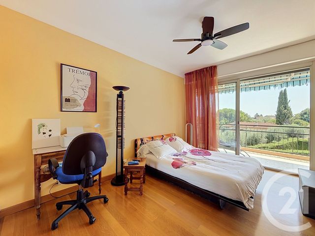 Appartement F3 à vendre - 3 pièces - 66.41 m2 - CAGNES SUR MER - 06 - PROVENCE-ALPES-COTE-D-AZUR - Century 21 Villas D'Azur