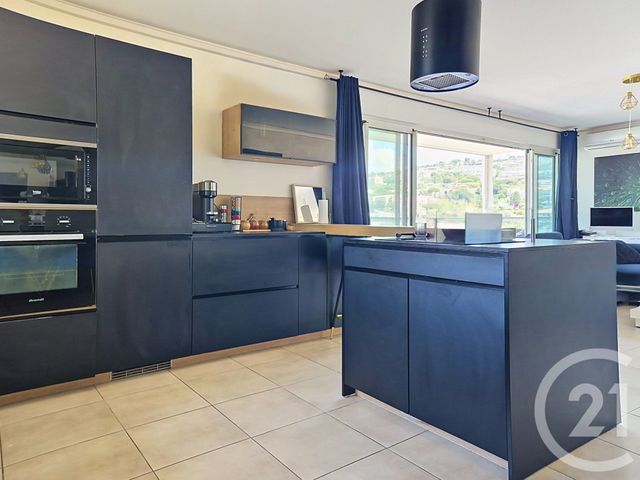 Appartement F4 à louer - 4 pièces - 74.13 m2 - NICE - 06 - PROVENCE-ALPES-COTE-D-AZUR - Century 21 Villas D'Azur