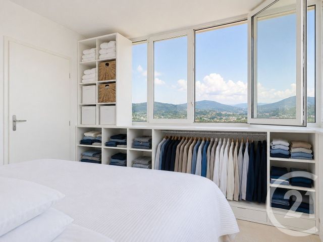 Appartement F4 à louer - 4 pièces - 74.13 m2 - NICE - 06 - PROVENCE-ALPES-COTE-D-AZUR - Century 21 Villas D'Azur