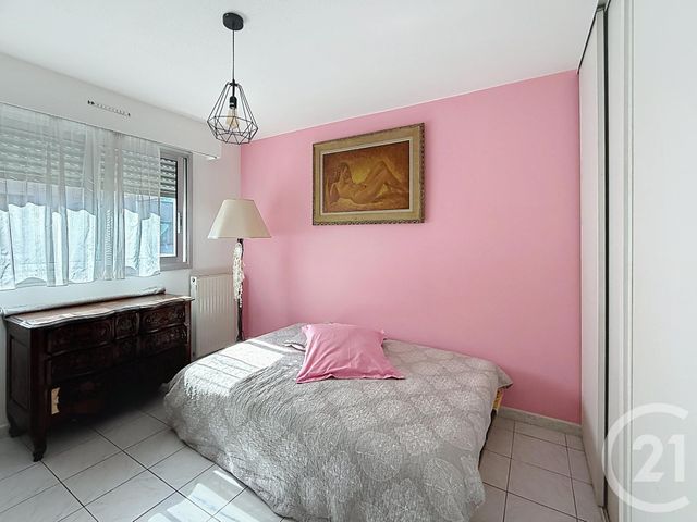 Appartement F3 à vendre - 3 pièces - 67.0 m2 - ST LAURENT DU VAR - 06 - PROVENCE-ALPES-COTE-D-AZUR - Century 21 Villas D'Azur
